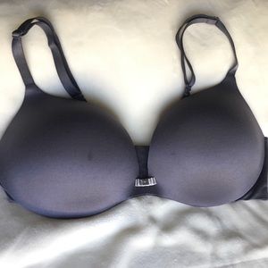 Victoria’s Secret plunge bra
